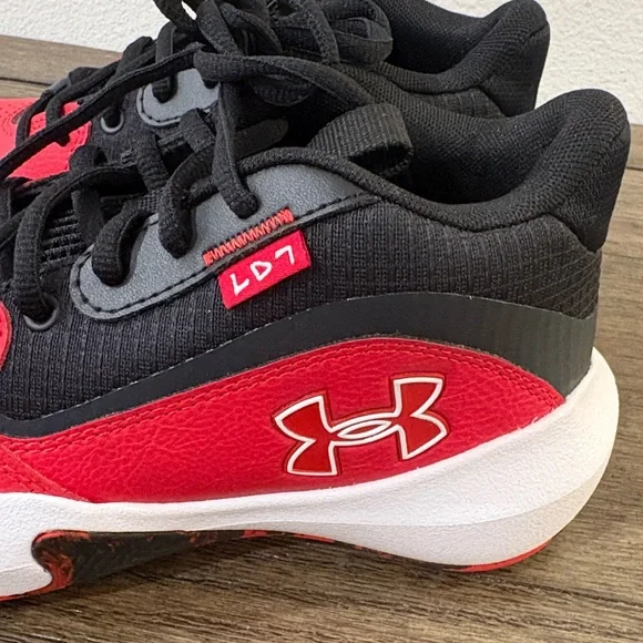 NEW [Under Armour] Lockdown 7 Black/Red/White Athletic Sneakers Shoes Youth 3.5 - Picture 9 of 12